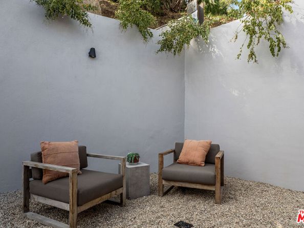 4691 Glenalbyn Drive, Los Angeles CA 90065