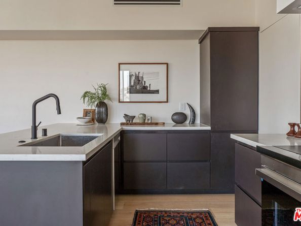 4691 Glenalbyn Drive, Los Angeles CA 90065