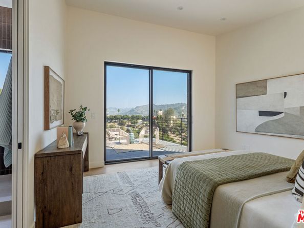 4691 Glenalbyn Drive, Los Angeles CA 90065