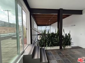 1322 Innes Place, Venice CA 90291