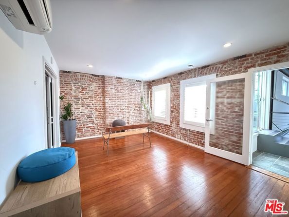 1322 Innes Place, Venice CA 90291