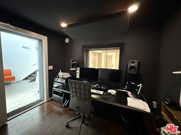 1322 Innes Place, Venice CA 90291