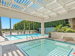 1131 Alta Loma Road 106, West Hollywood CA 90069