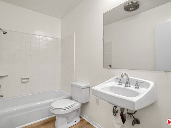 1831 Prosser Avenue 101, Los Angeles CA 90025