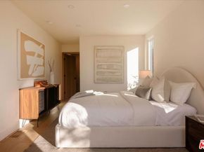 1930 Kemper Street, Los Angeles CA 90065