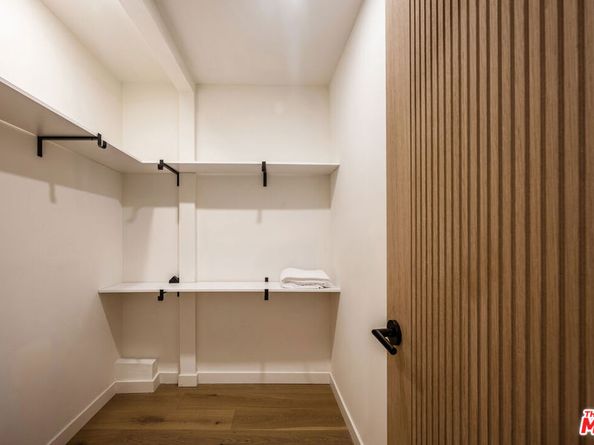 1930 Kemper Street, Los Angeles CA 90065