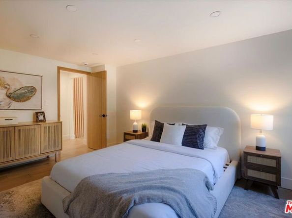 1930 Kemper Street, Los Angeles CA 90065