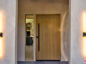 1930 Kemper Street, Los Angeles CA 90065