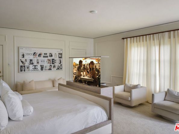 205 Georgina Avenue, Santa Monica CA 90402