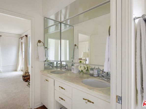 205 Georgina Avenue, Santa Monica CA 90402