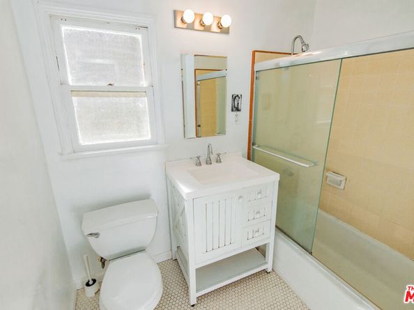 8530 Lookout Mountain Avenue, Los Angeles CA 90046