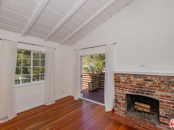 8530 Lookout Mountain Avenue, Los Angeles CA 90046