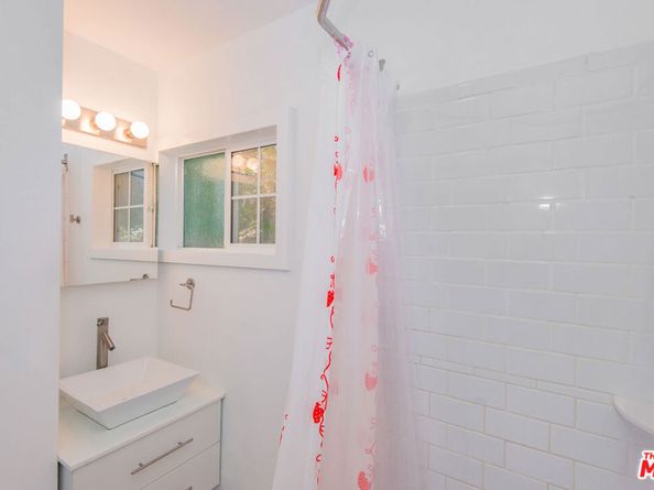 8530 Lookout Mountain Avenue, Los Angeles CA 90046