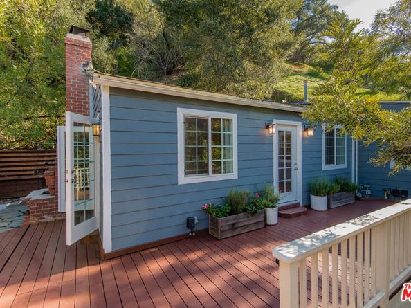 8530 Lookout Mountain Avenue, Los Angeles CA 90046