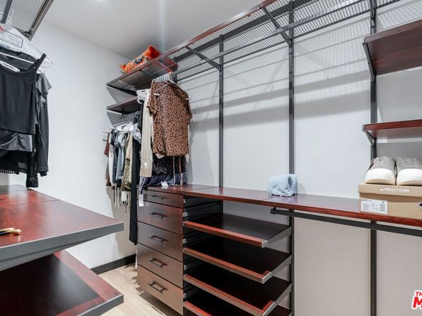 9624 Yoakum Drive, Beverly Hills CA 90210