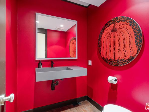 9624 Yoakum Drive, Beverly Hills CA 90210