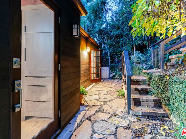 9624 Yoakum Drive, Beverly Hills CA 90210