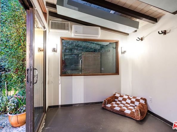 9624 Yoakum Drive, Beverly Hills CA 90210