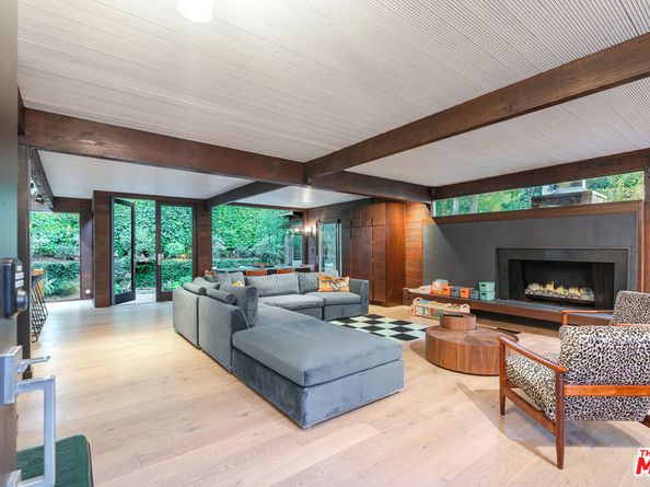 9624 Yoakum Drive, Beverly Hills CA 90210