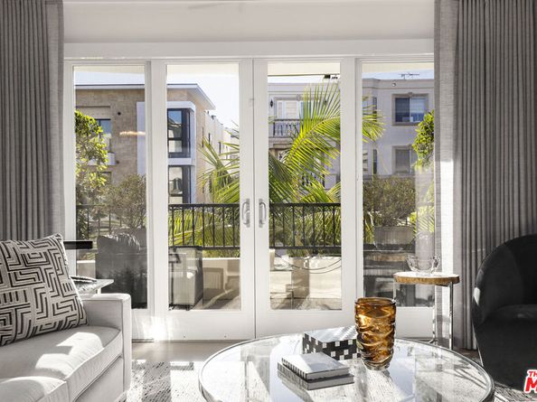 122 N Clark Drive 306, West Hollywood CA 90048