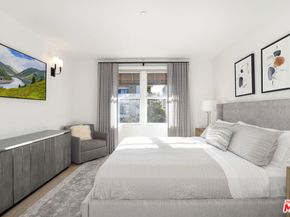 122 N Clark Drive 306, West Hollywood CA 90048