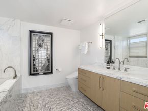 122 N Clark Drive 306, West Hollywood CA 90048