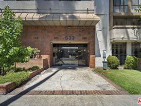 533 S St Andrews Place 203, Los Angeles CA 90020