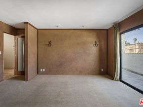 1017 Pearl Street E, Santa Monica CA 90405