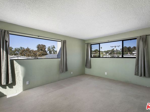 1017 Pearl Street E, Santa Monica CA 90405