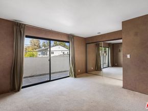 1017 Pearl Street E, Santa Monica CA 90405