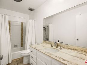 5625 Windsor Way 211, Culver City CA 90230