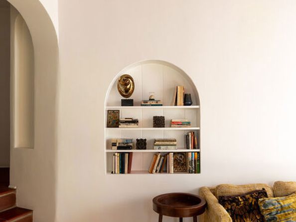 7837 Woodrow Wilson Drive, Los Angeles CA 90046