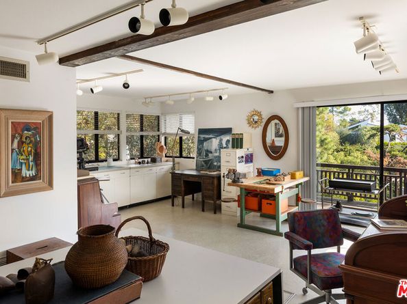 7837 Woodrow Wilson Drive, Los Angeles CA 90046