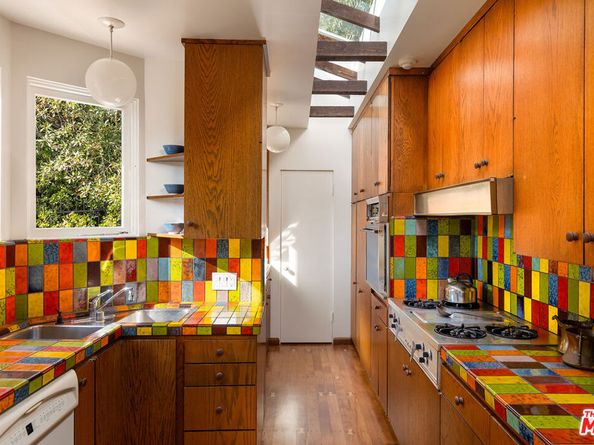 7837 Woodrow Wilson Drive, Los Angeles CA 90046