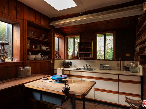 7837 Woodrow Wilson Drive, Los Angeles CA 90046