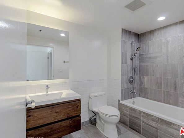 3785 Wilshire Boulevard 1001, Los Angeles CA 90010