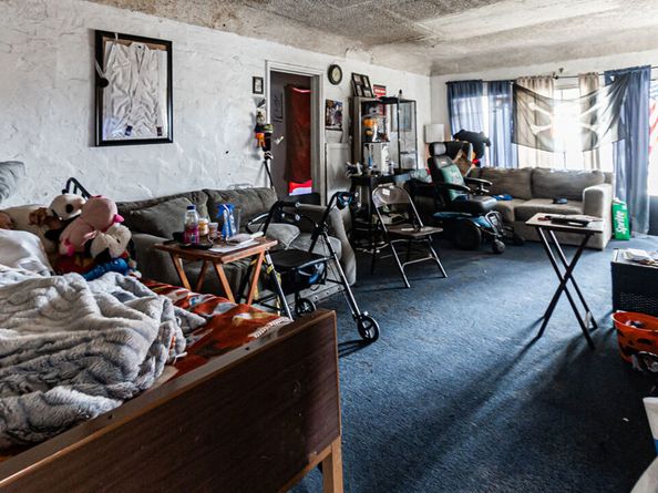 6033 Clarkson Avenue, Maywood CA 90270