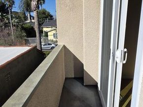 1154 N Sycamore Avenue 8, Los Angeles CA 90038