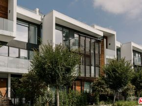 702 N Doheny Drive TH1, West Hollywood CA 90069