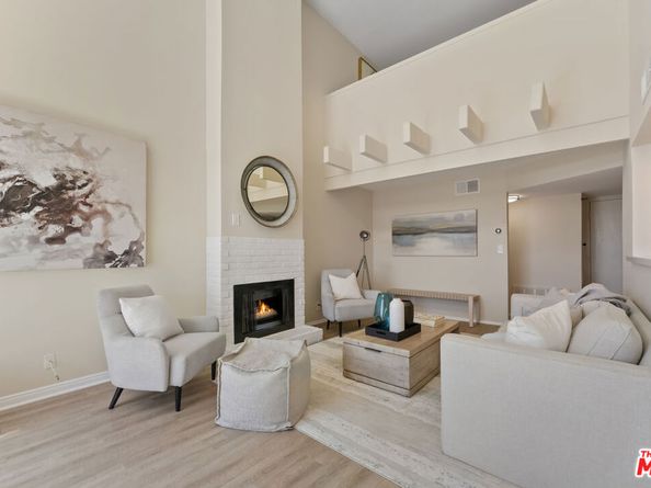2677 Centinela Avenue 402, Santa Monica CA 90405