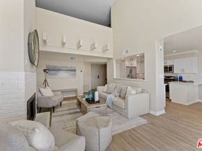 2677 Centinela Avenue 402, Santa Monica CA 90405