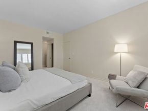 2677 Centinela Avenue 402, Santa Monica CA 90405