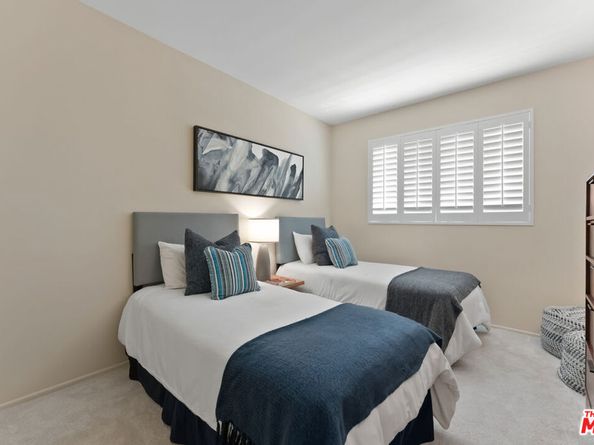 2677 Centinela Avenue 402, Santa Monica CA 90405