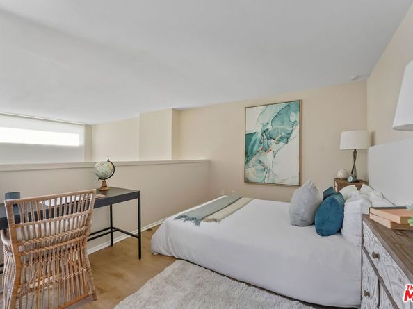 2677 Centinela Avenue 402, Santa Monica CA 90405