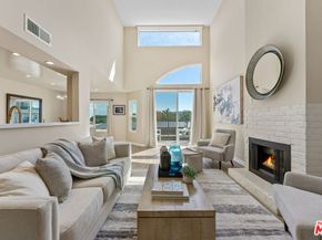 2677 Centinela Avenue 402, Santa Monica CA 90405