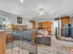 7506 Independence Avenue, Canoga Park CA 91303