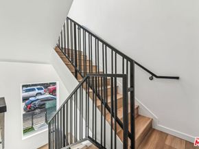 2923 S Burnside Avenue, Los Angeles CA 90016