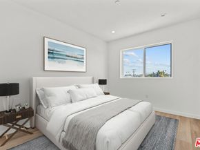 2923 S Burnside Avenue, Los Angeles CA 90016