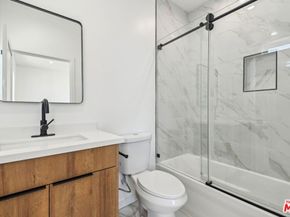 2923 S Burnside Avenue, Los Angeles CA 90016