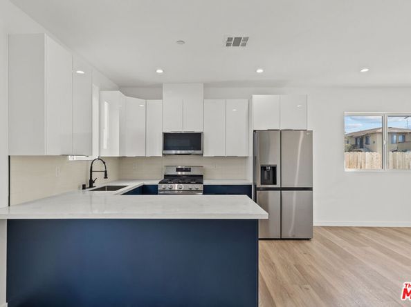 2923 S Burnside Avenue, Los Angeles CA 90016